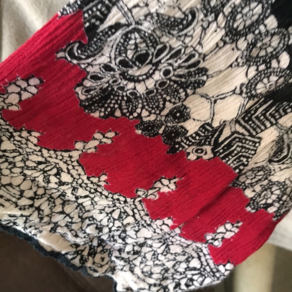 PEEKABOO SHOULDERS BLOUSE BY ANGIE SIZE S EXCELLENT CONDITION! - Picture 3 of 11